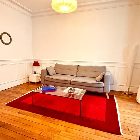 L'appartement Theatre * Párizs